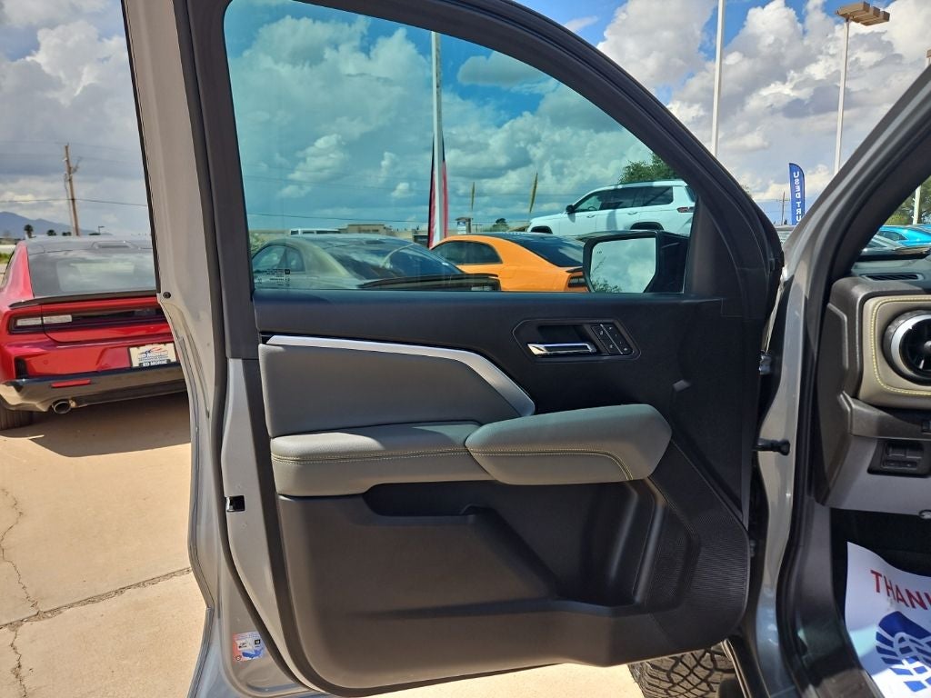 2025 Chevrolet Colorado ZR2