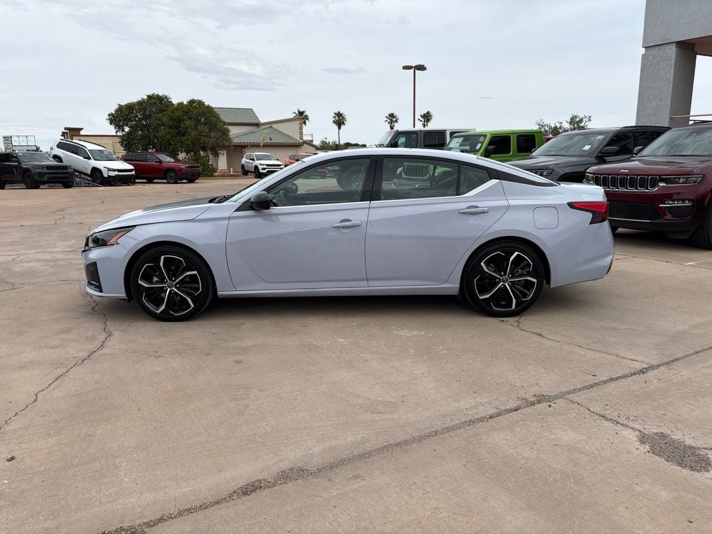 2024 Nissan Altima 2.5 SR