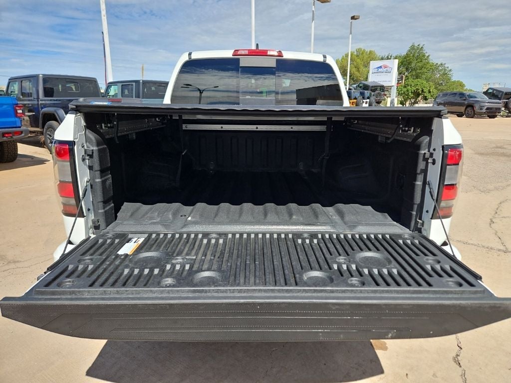 2024 Nissan Frontier SV