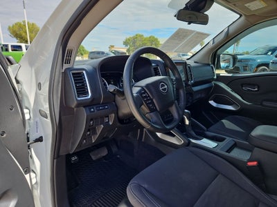 2024 Nissan Frontier SV