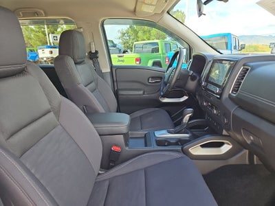 2024 Nissan Frontier SV
