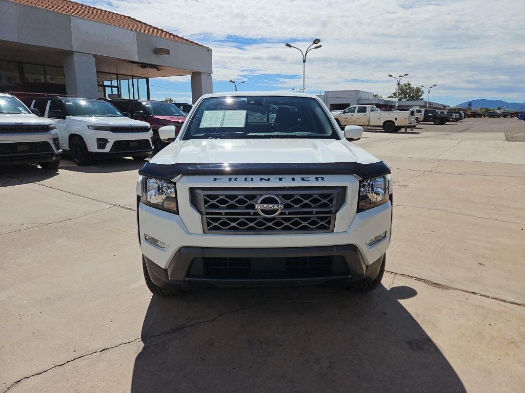 2024 Nissan Frontier SV