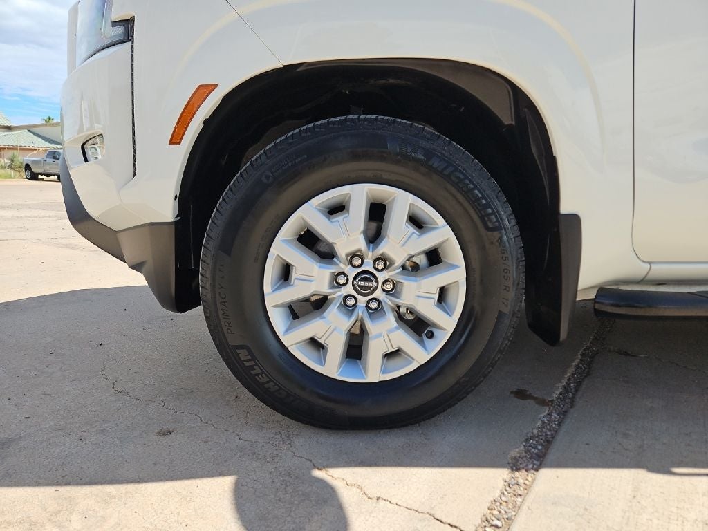 2024 Nissan Frontier SV