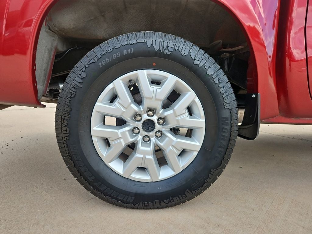 2023 Nissan Frontier SV