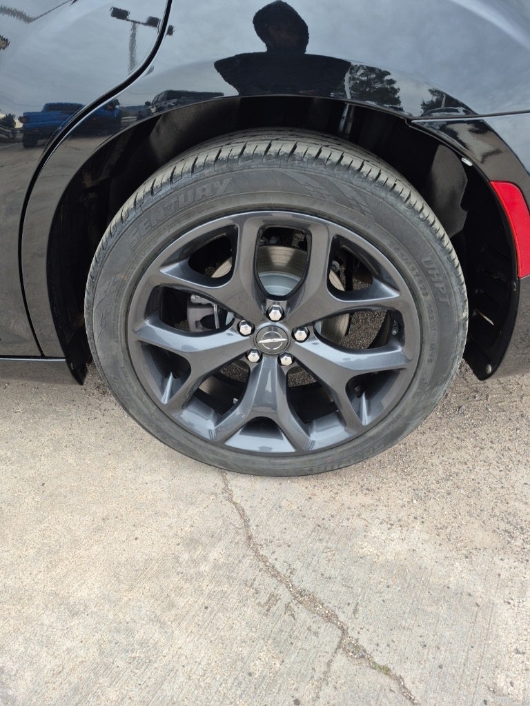 2020 Chrysler 300 Touring