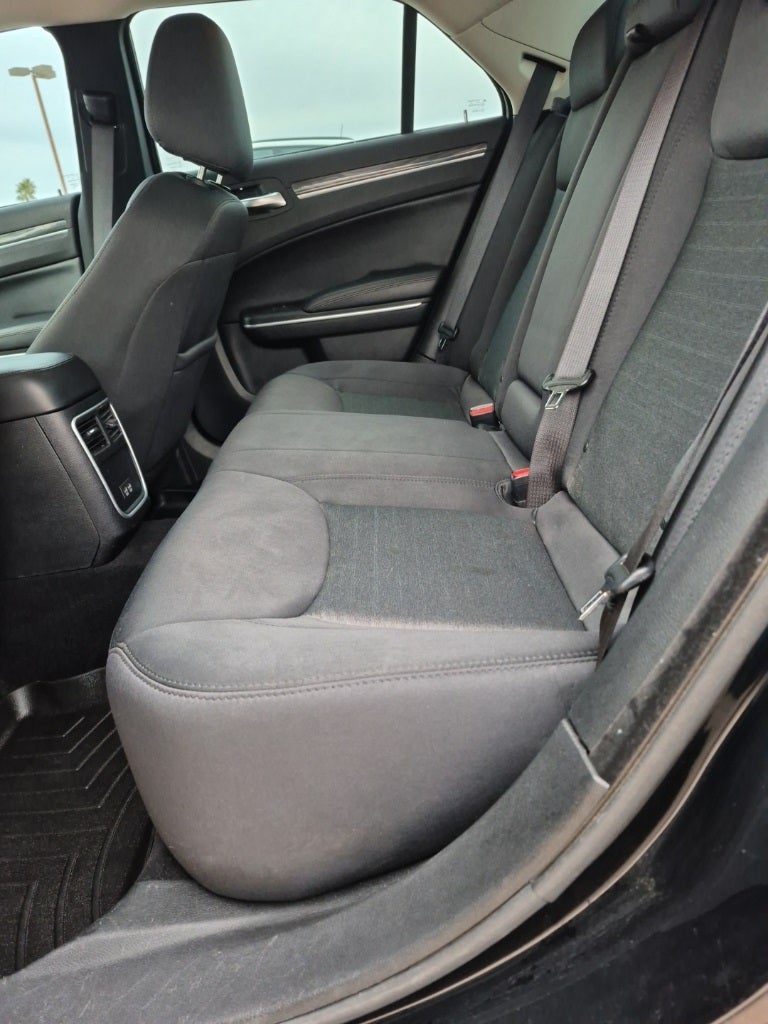 2020 Chrysler 300 Touring