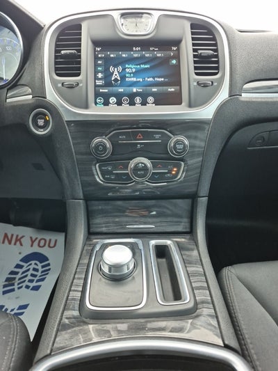 2020 Chrysler 300 Touring