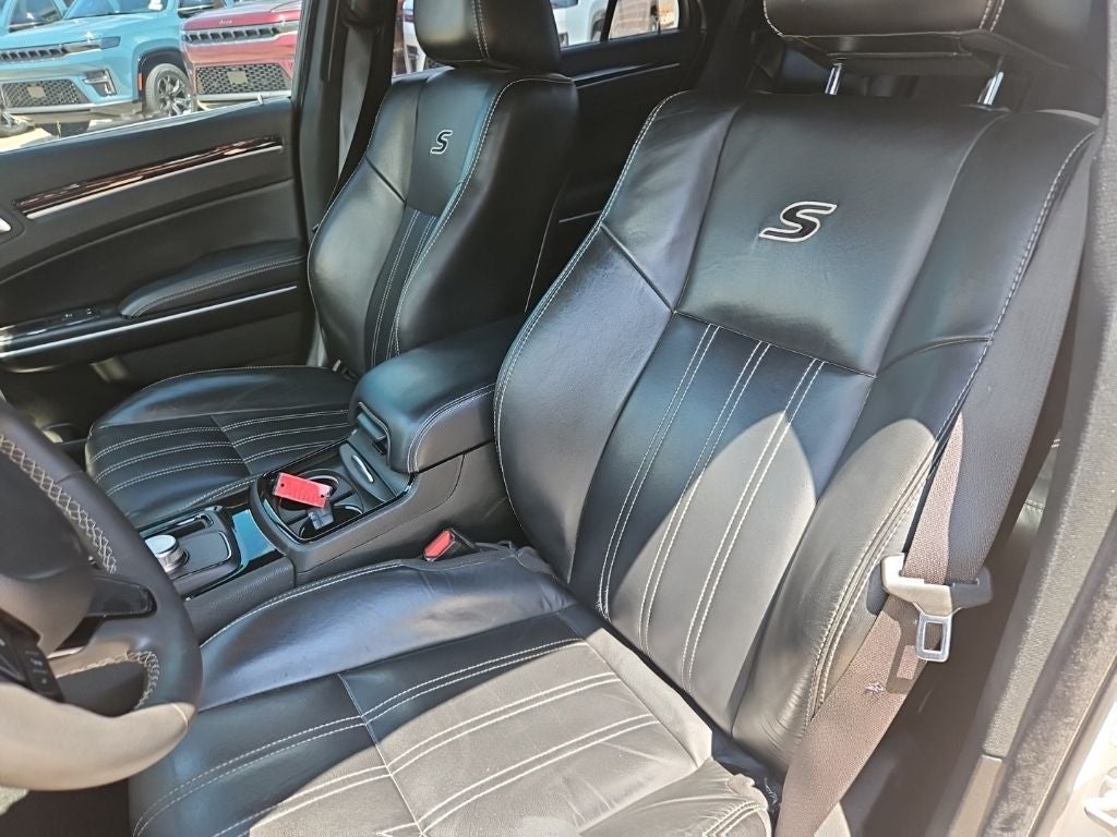2023 Chrysler 300 S