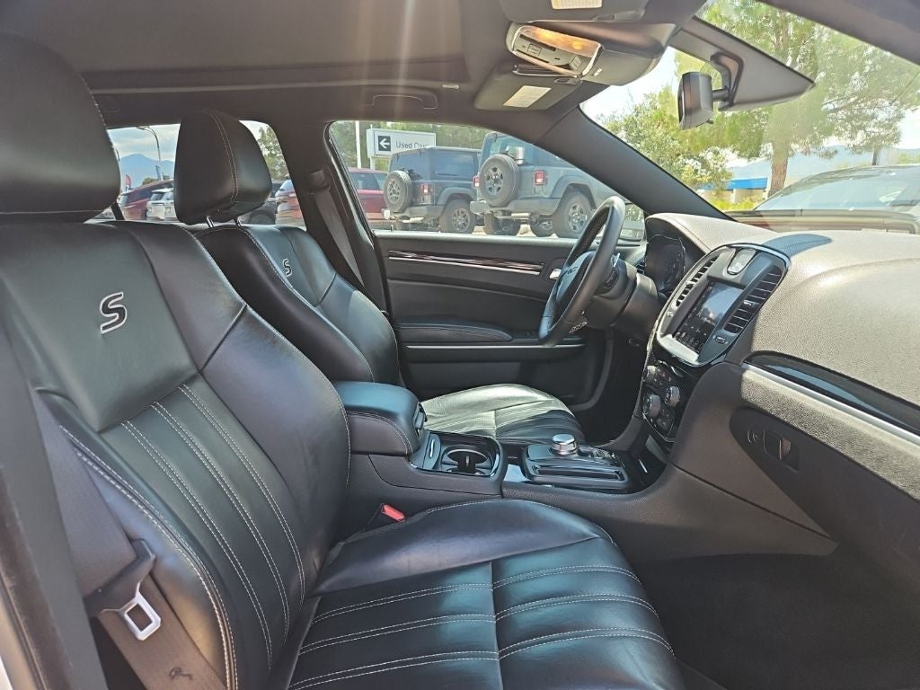 2023 Chrysler 300 S