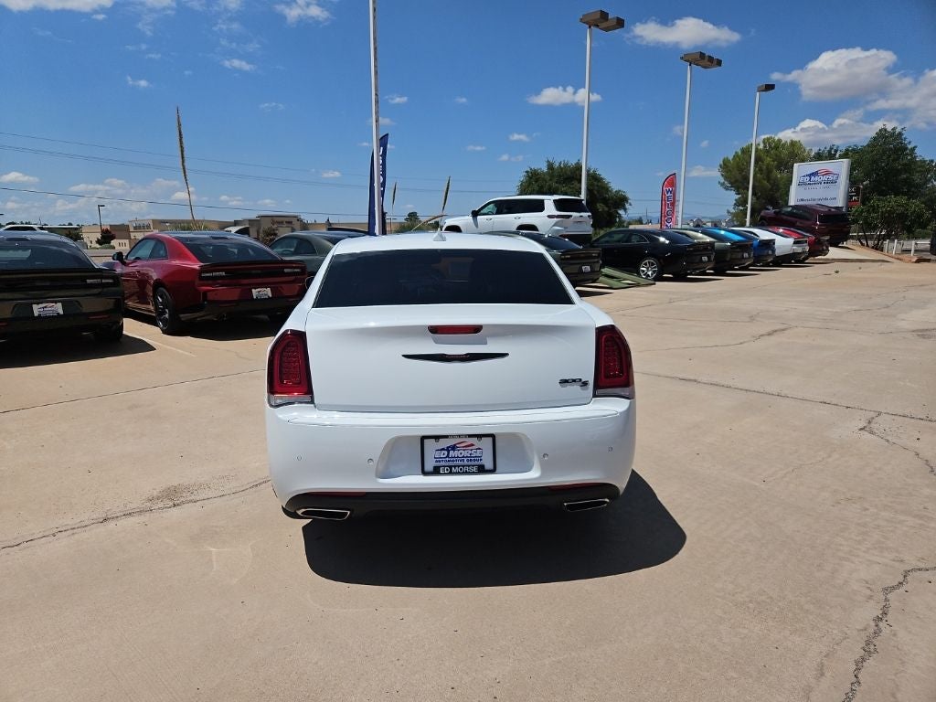 2023 Chrysler 300 S