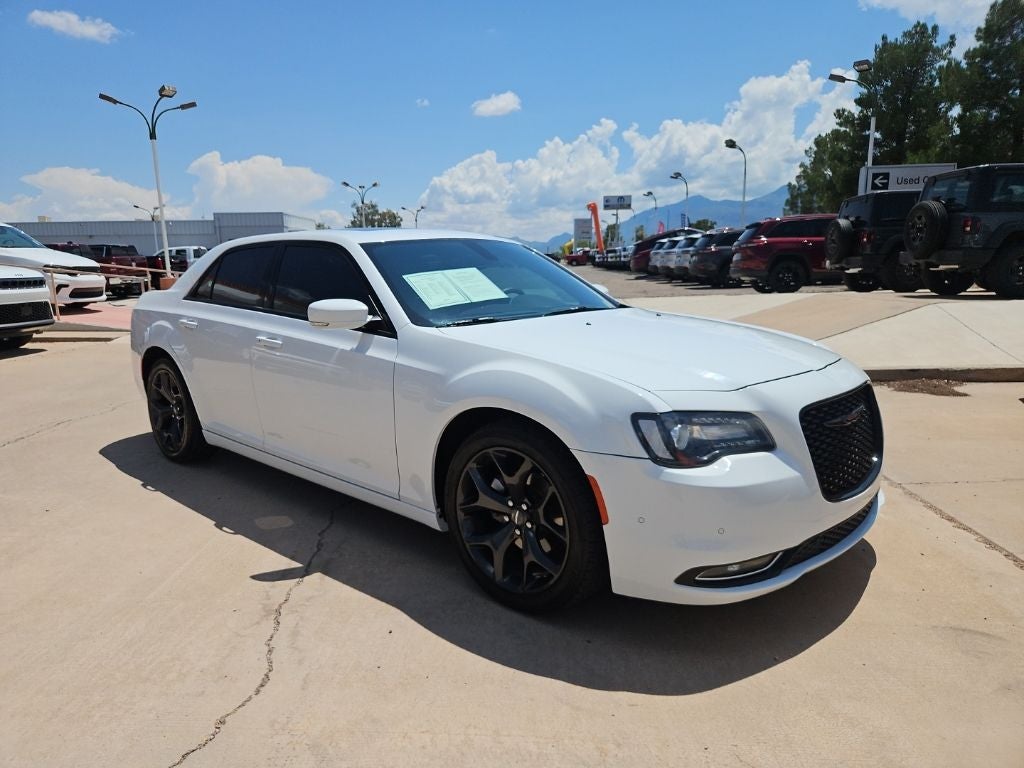 2023 Chrysler 300 S