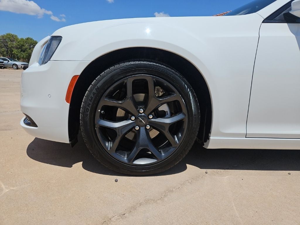 2023 Chrysler 300 S