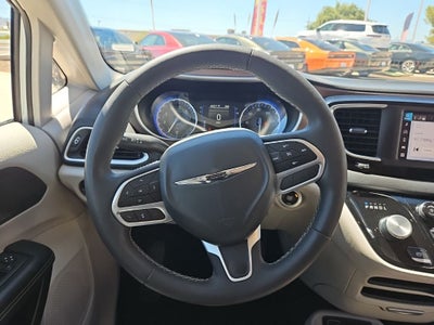2024 Chrysler Voyager LX