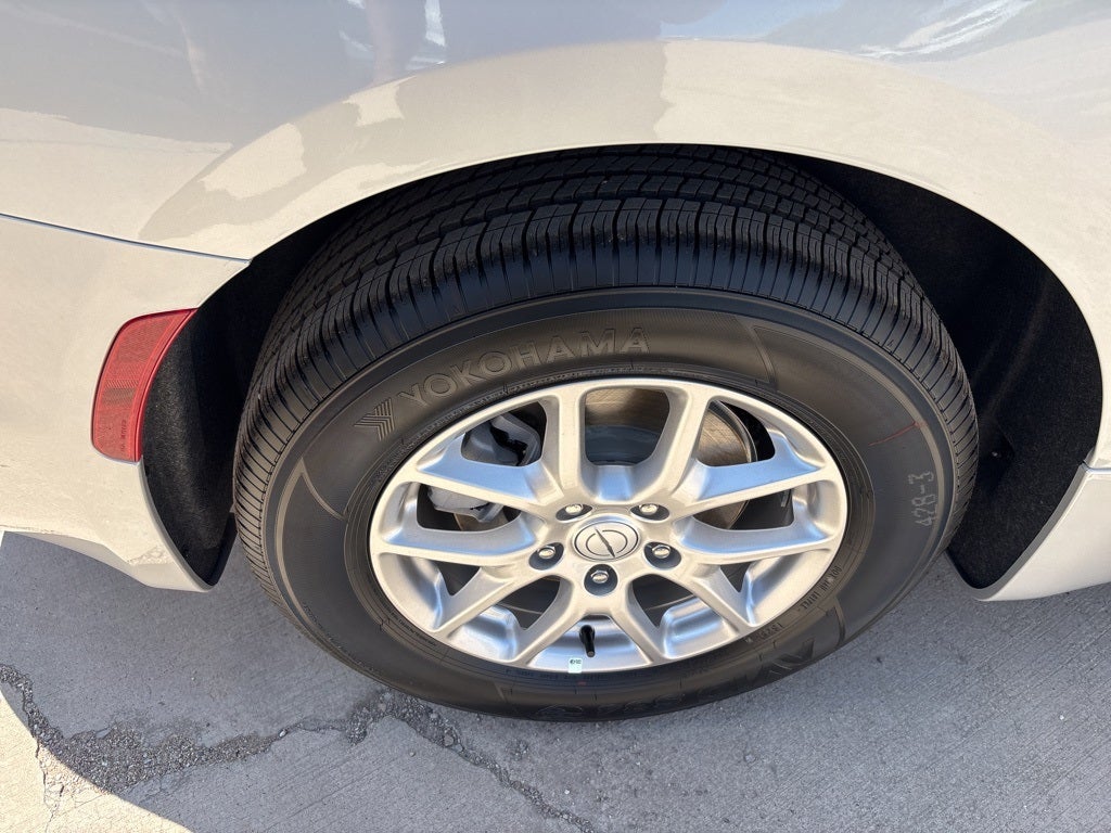 2026 Chrysler Voyager LX