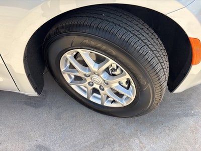 2026 Chrysler Voyager LX