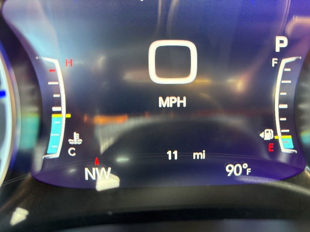 2026 Chrysler Voyager LX