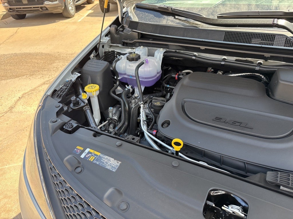 2026 Chrysler Voyager LX