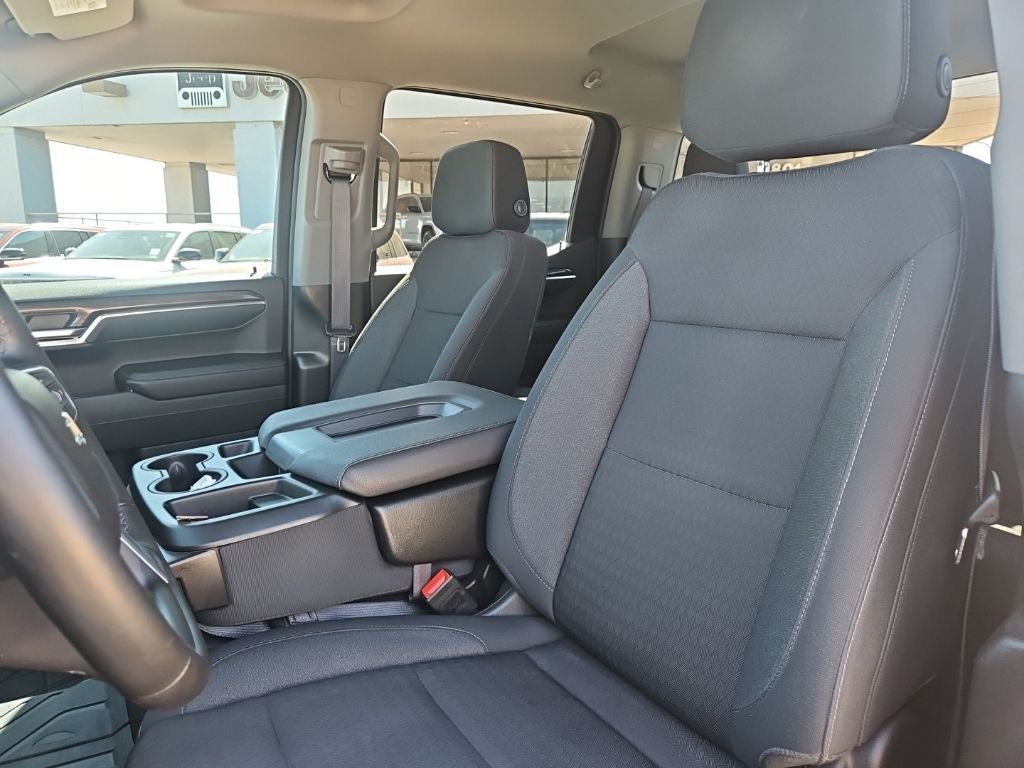 2024 Chevrolet Silverado 1500 LT LT1