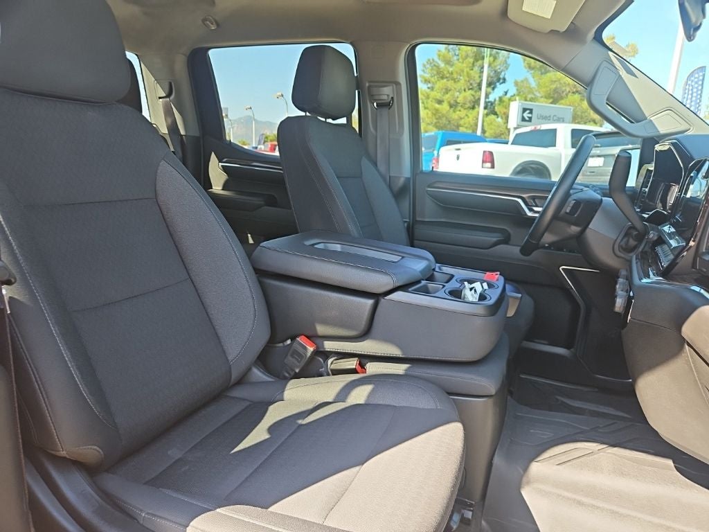 2024 Chevrolet Silverado 1500 LT LT1