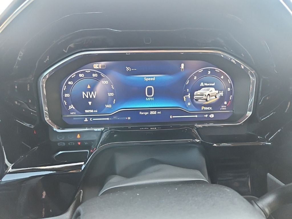 2024 Chevrolet Silverado 1500 LT LT1