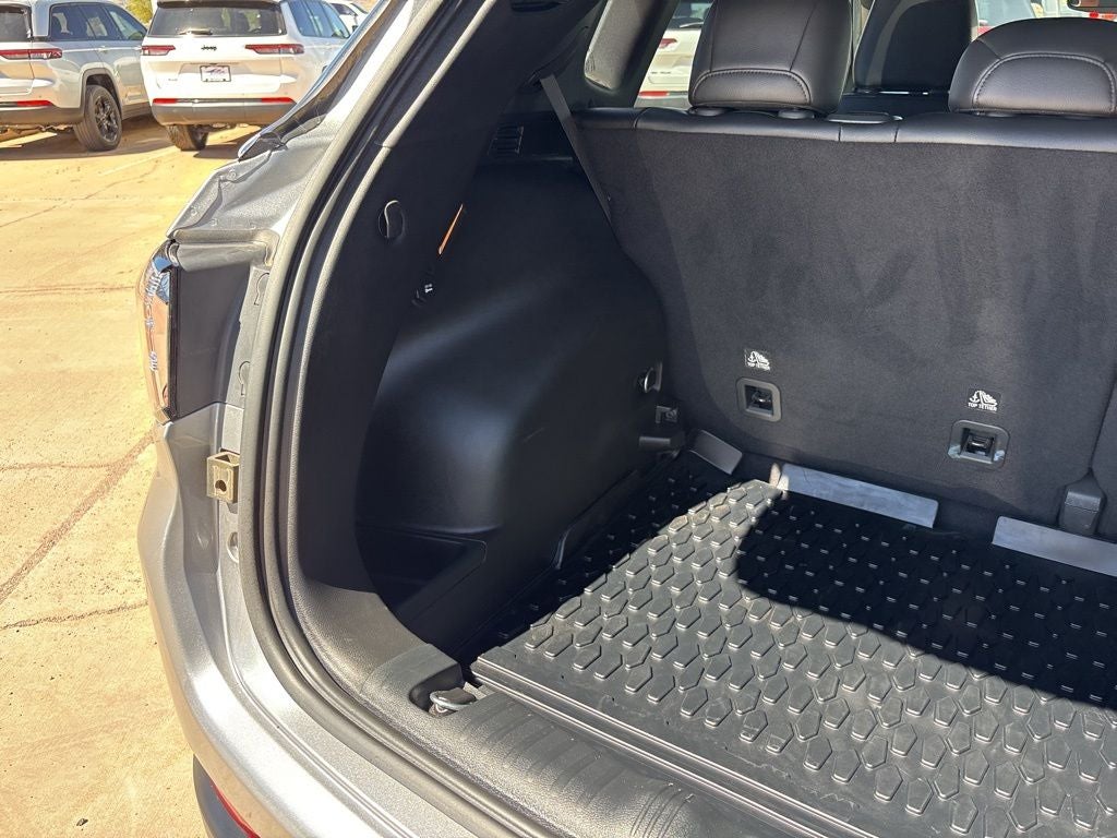 2023 Jeep Compass Latitude Lux