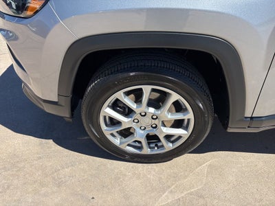 2023 Jeep Compass Latitude Lux