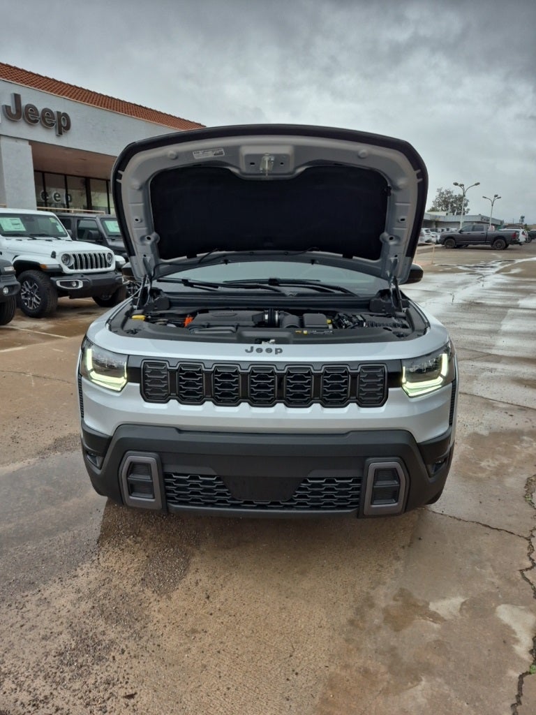 2026 Jeep Cherokee Laredo