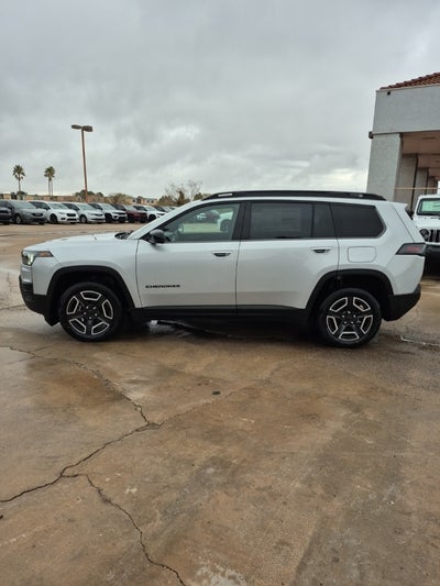 2026 Jeep Cherokee Laredo