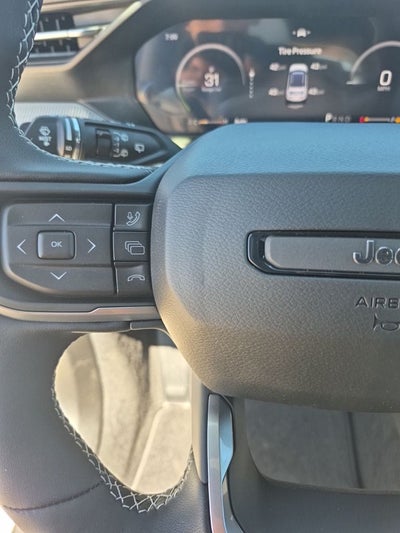 2026 Jeep Cherokee Laredo