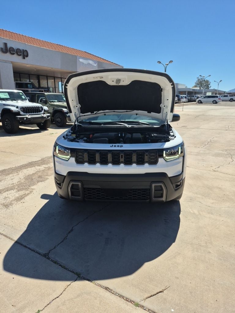 2026 Jeep Cherokee Laredo