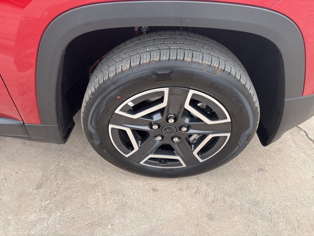 2026 Jeep Cherokee Laredo
