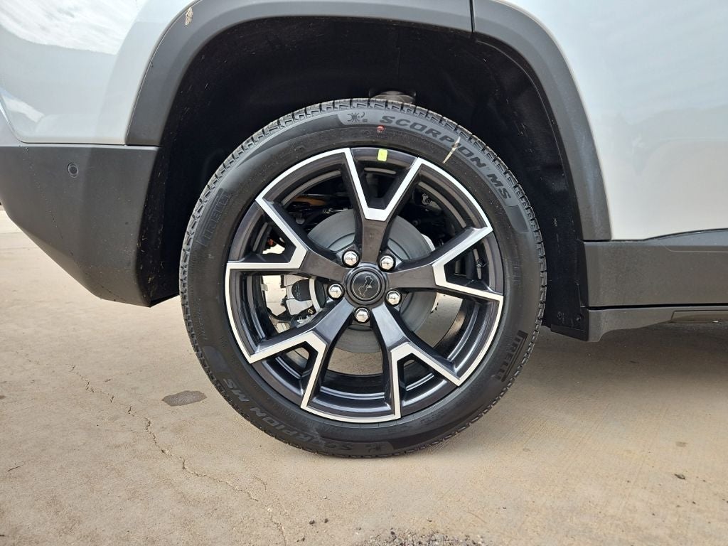 2026 Jeep Cherokee Overland