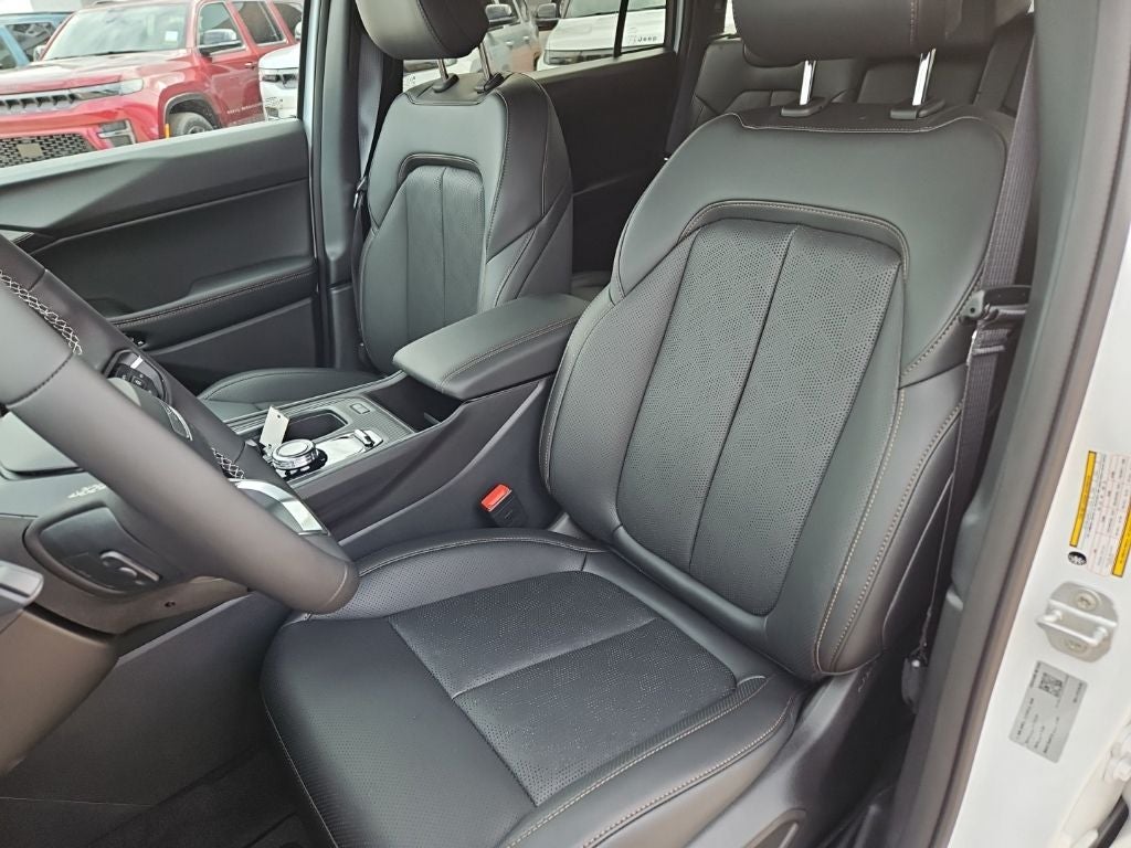 2026 Jeep Cherokee Overland
