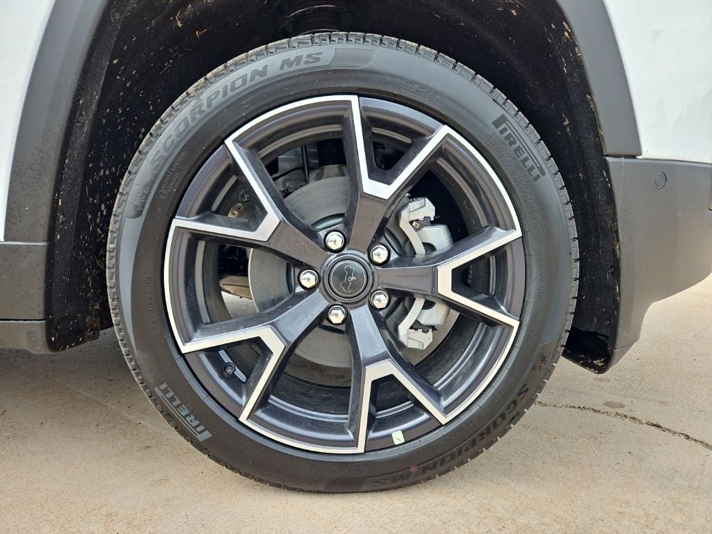 2026 Jeep Cherokee Overland