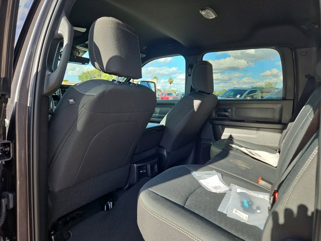 2027 RAM 2500 Black Express