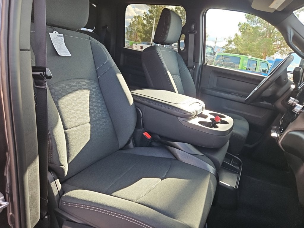 2027 RAM 2500 Black Express
