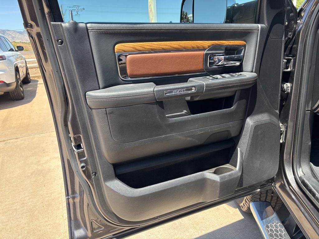 2016 RAM 2500 Laramie Longhorn