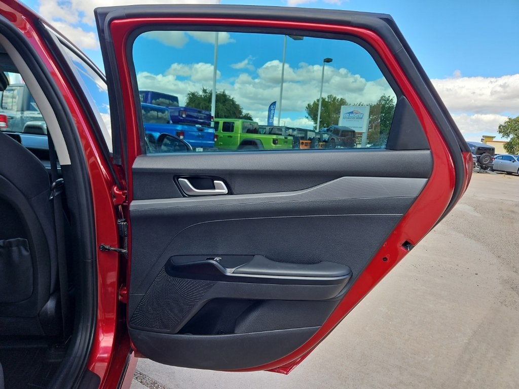 2021 Kia K5 LXS
