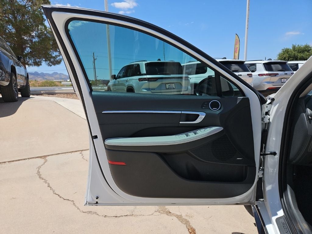 2022 Hyundai Sonata Hybrid Limited