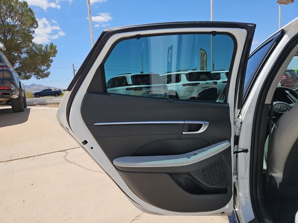 2022 Hyundai Sonata Hybrid Limited