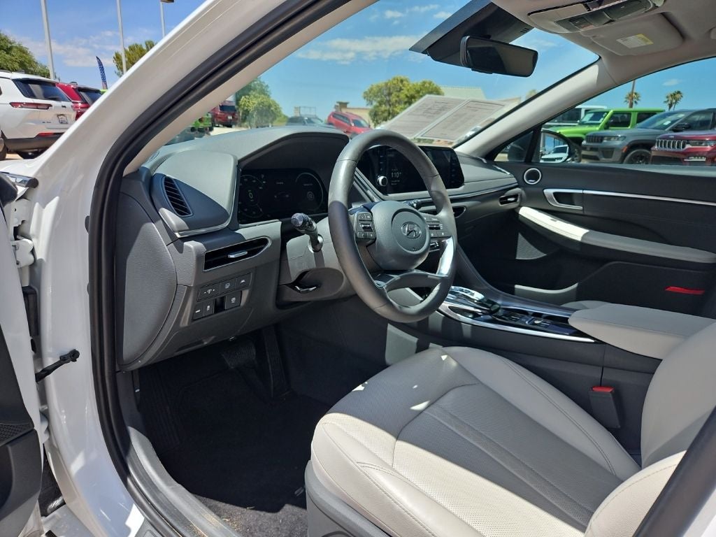 2022 Hyundai Sonata Hybrid Limited