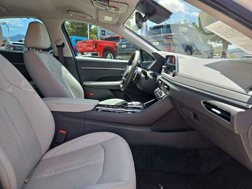 2022 Hyundai Sonata Hybrid Limited