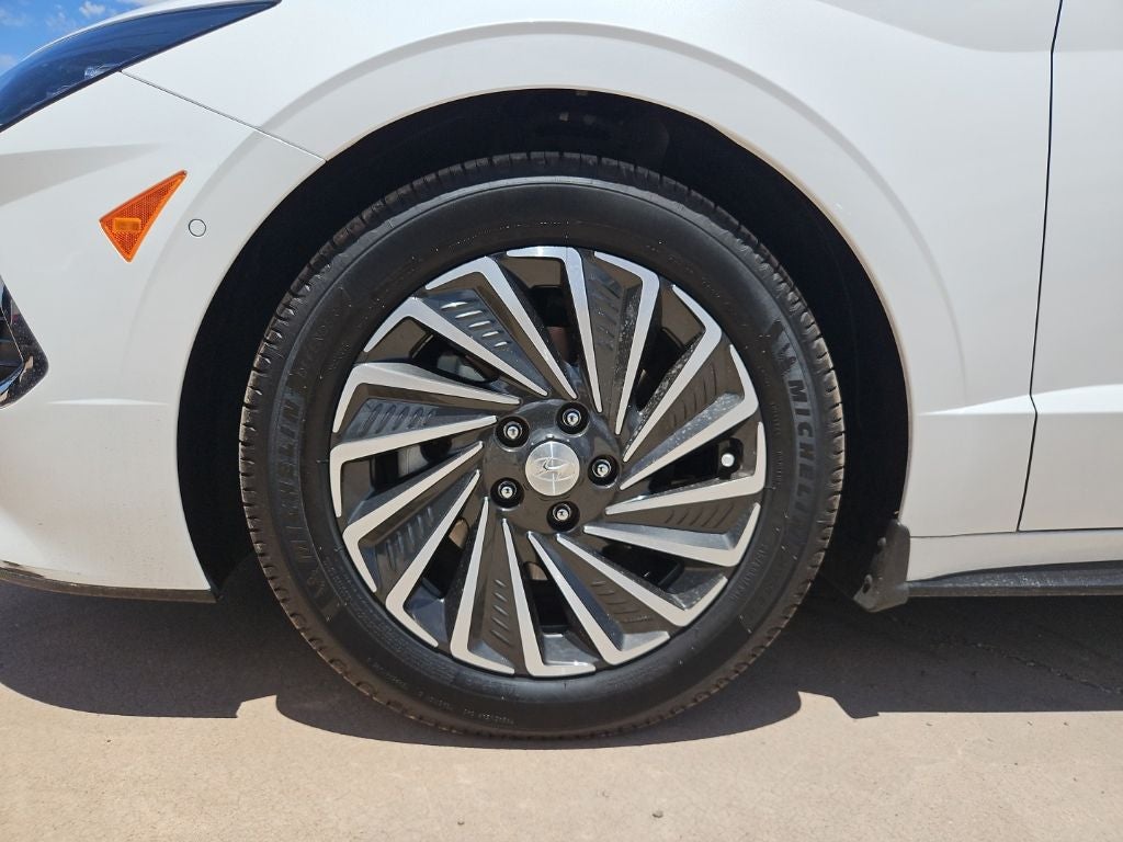 2022 Hyundai Sonata Hybrid Limited