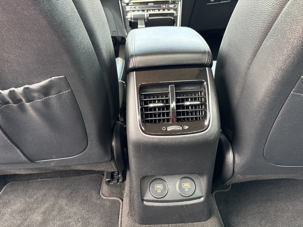 2020 Kia Cadenza Technology