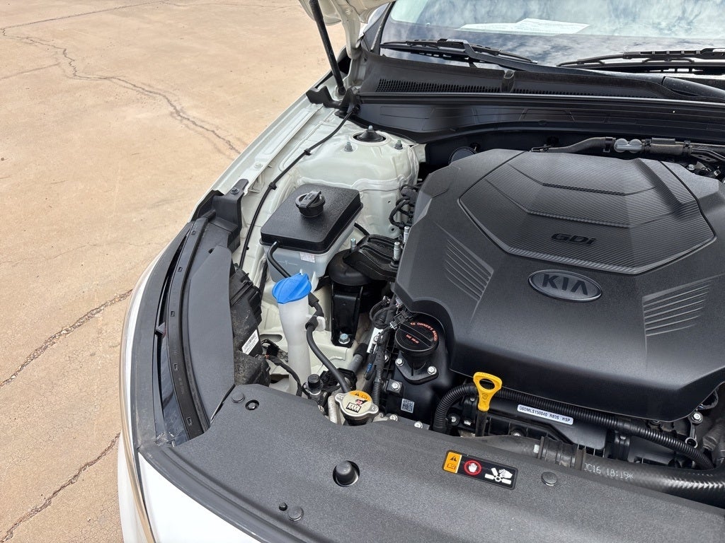 2020 Kia Cadenza Technology