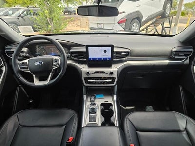 2023 Ford Explorer XLT RWD