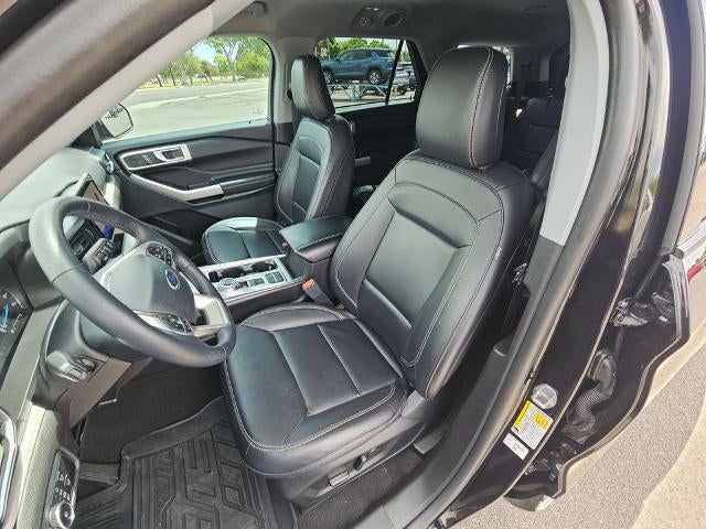 2023 Ford Explorer XLT RWD