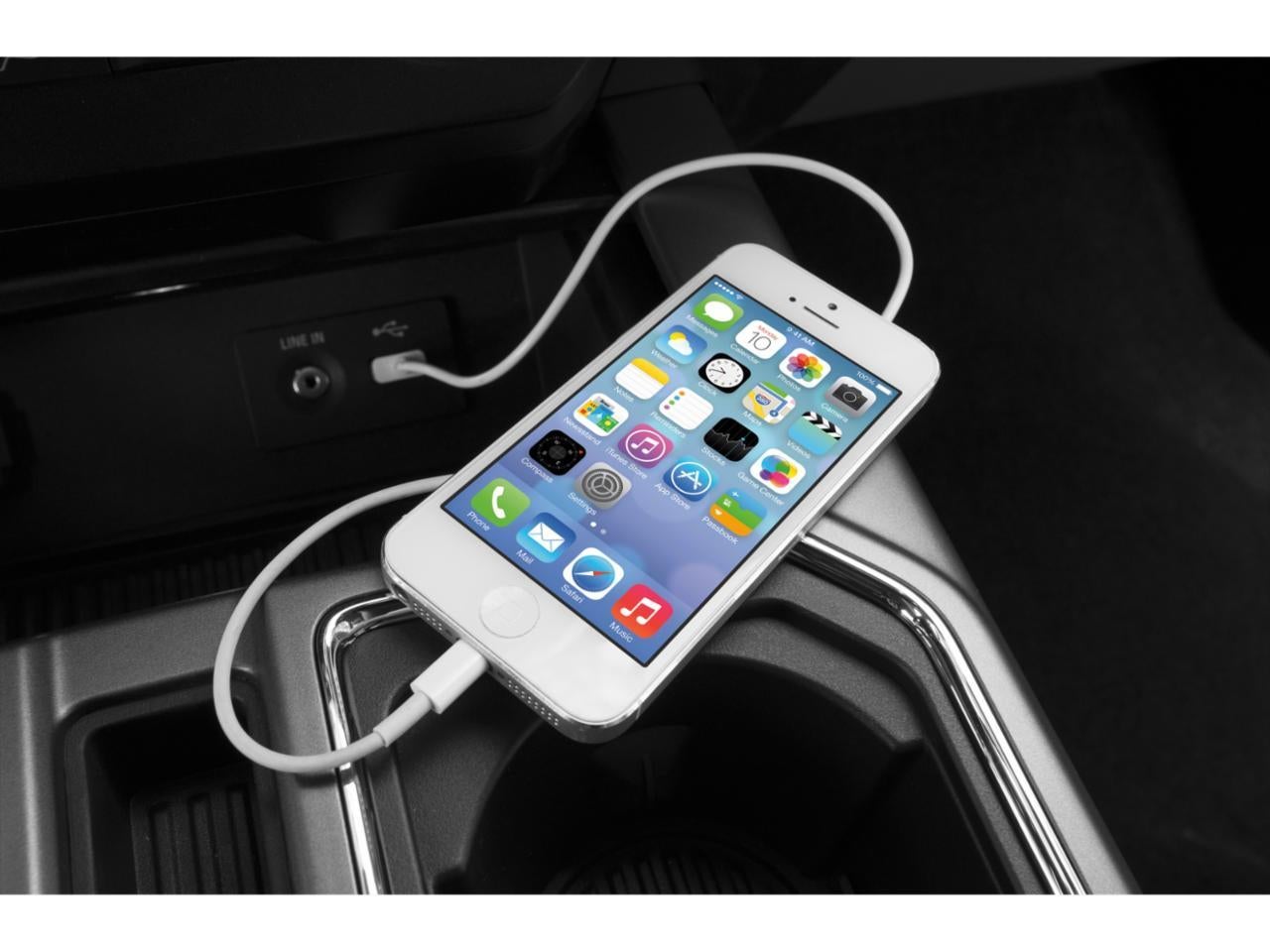 2015 Ford F-150 4WD SuperCrew 6-1/2 Ft Box XLT w/HD Payload Pkg