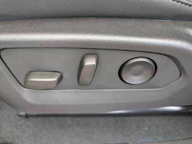 2026 Chevrolet Colorado Crew Cab Short Box 2-Wheel Drive LT