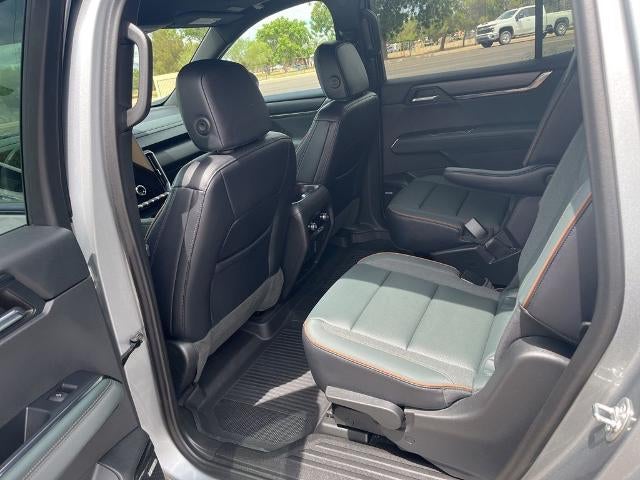 2024 GMC Acadia AWD AT4